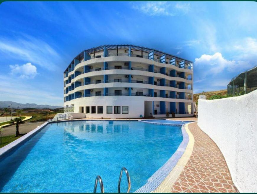 Studio Avec Piscine Et Wifi A Cabonegro Cabo Negro Bagian luar foto